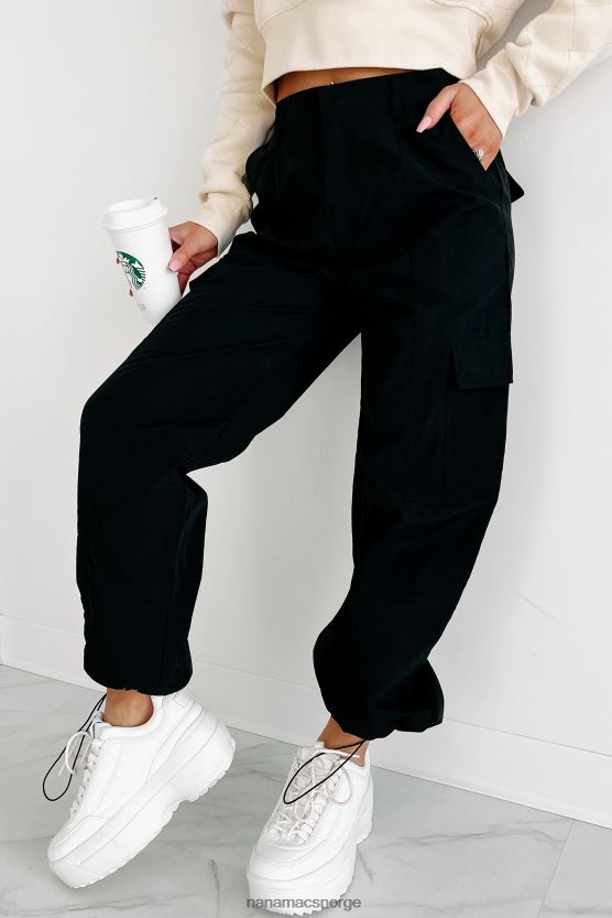 svart NanaMacs celia nylon cargo bukser 402NJ03101