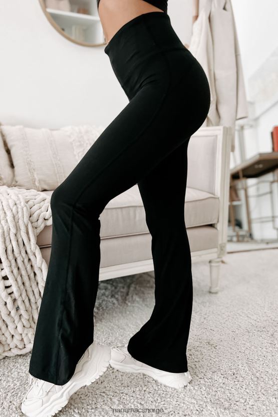 svart NanaMacs crushing goals high rise yoga bukser 402NJ03352