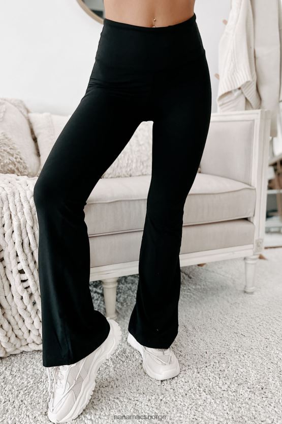 svart NanaMacs crushing goals high rise yoga bukser 402NJ03352