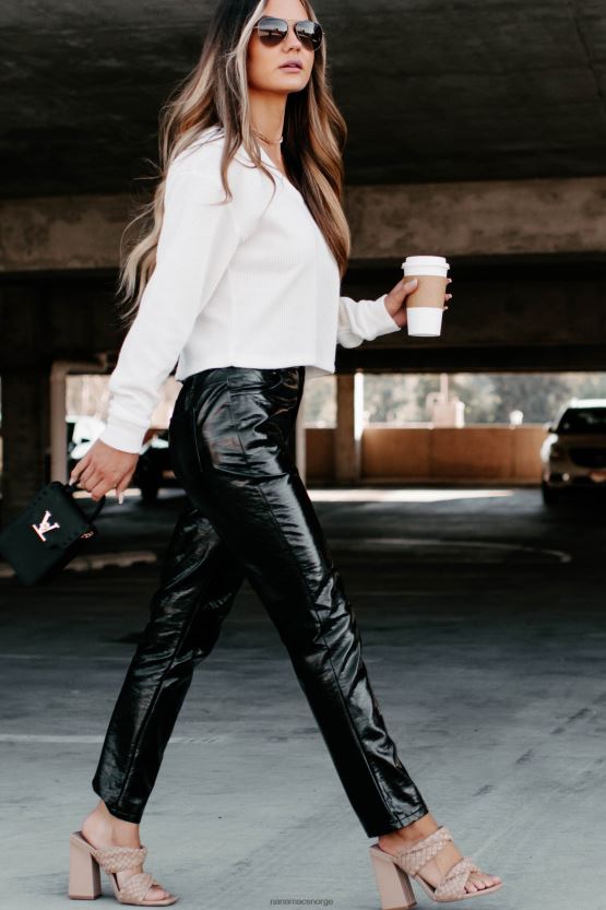 svart NanaMacs slutten av diskusjonen skinnbukser med rett ben 402NJ03121