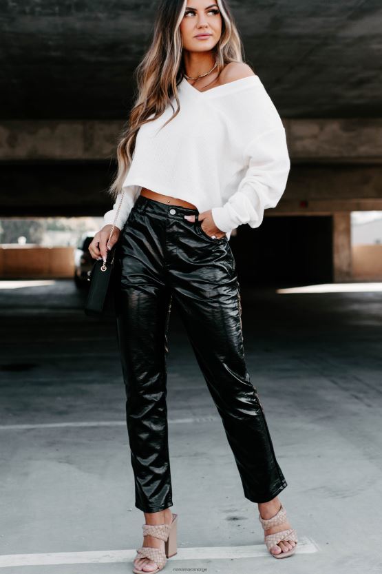 svart NanaMacs slutten av diskusjonen skinnbukser med rett ben 402NJ03121