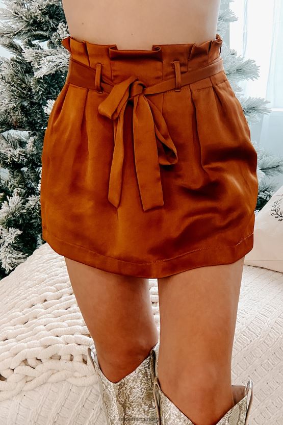 mørk karamell NanaMacs selektiv stil sateng paperbag midjekort 402NJ02979