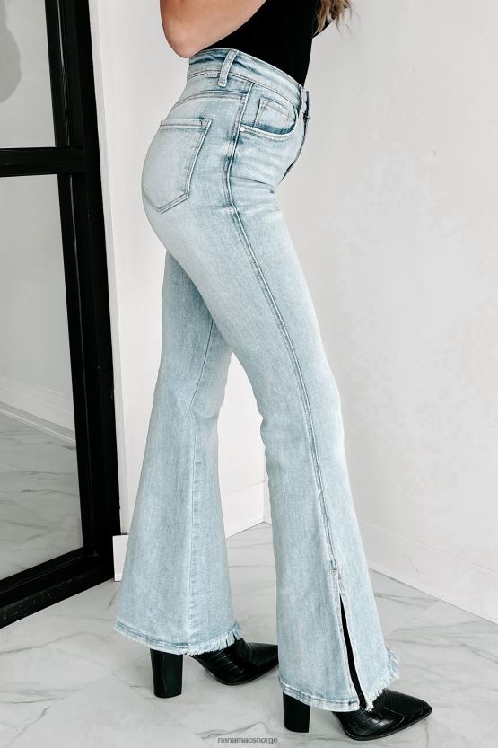 lys NanaMacs Charlena høyvekst jeans med splittkant 402NJ03440