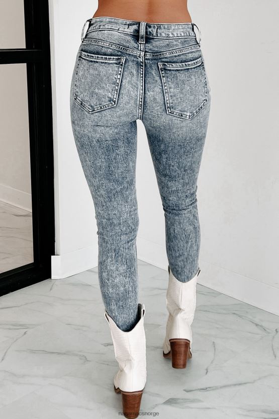 medium NanaMacs strengt casual mid-rise distressed eunina skinny jeans 402NJ03492