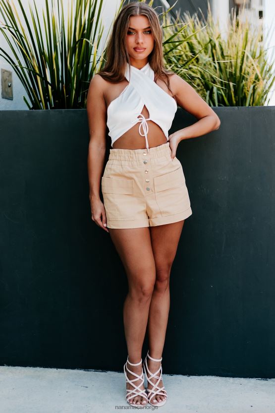 beige NanaMacs Treasure Hunter shorts med høy vekst med knapp og lomme foran 402NJ03006