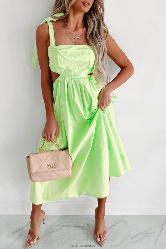 grønn NanaMacs før vi fant oss utskårne midikjole 402NJ02280