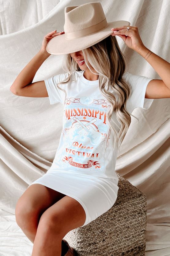 hvit NanaMacs mississippi blues festival grafisk t-skjortekjole 402NJ03599