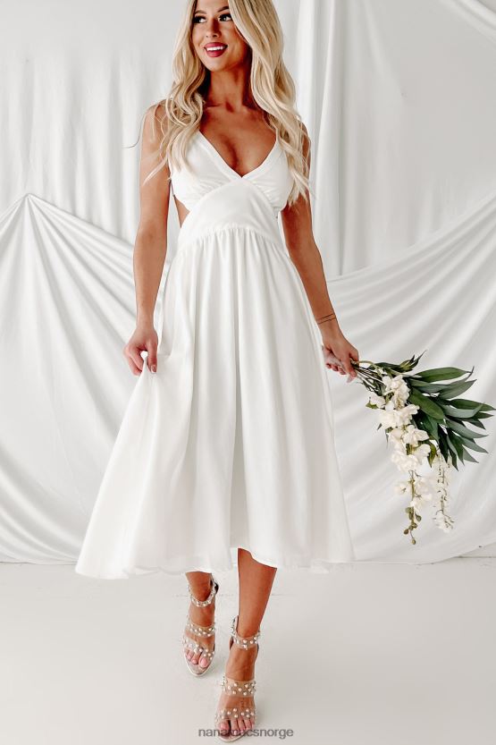 hvit NanaMacs søt, men enkel midikjole med knyting 402NJ01946