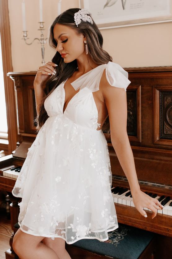 hvit NanaMacs snakk om festen floral babydoll kjole 402NJ02044