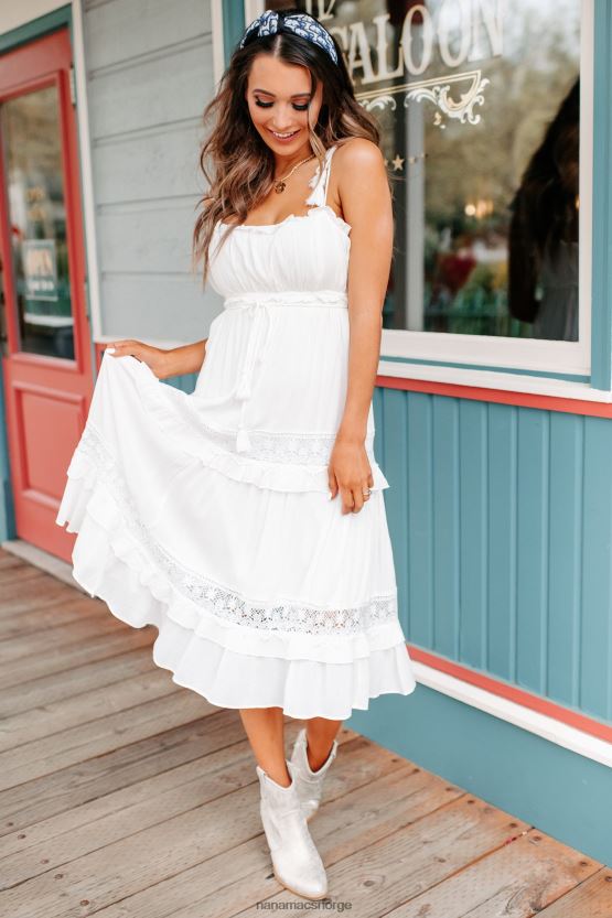 hvit NanaMacs uanstrengt vakker midikjole i blonder og skulder 402NJ02301