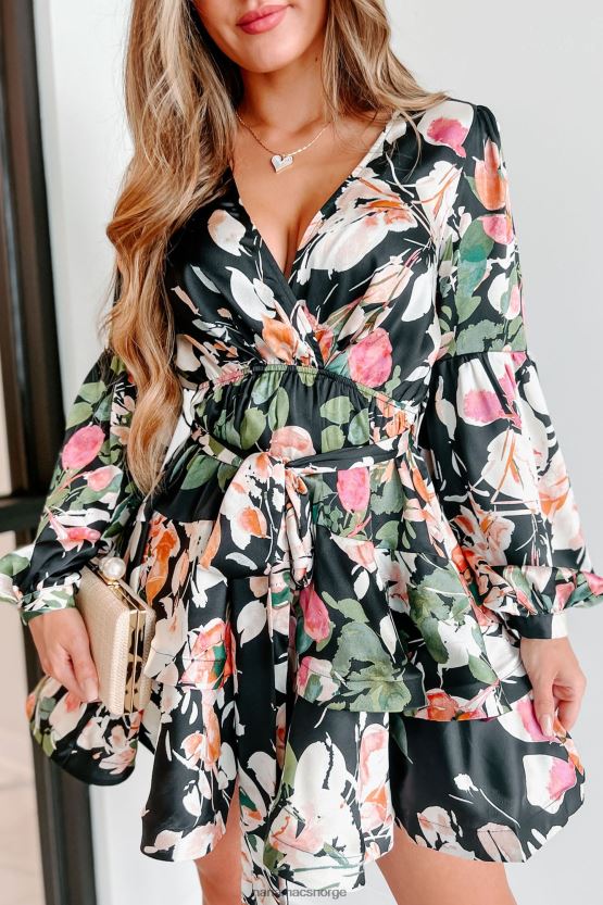 svart NanaMacs floral vakker langermet sateng blomsterkjole 402NJ02158