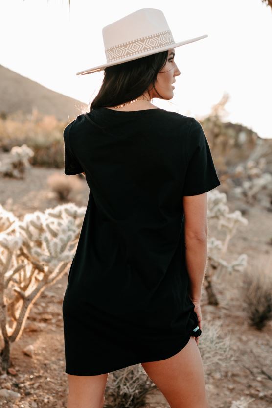 svart NanaMacs grafisk t-skjortekjole for cowboys nattklubb 402NJ0910