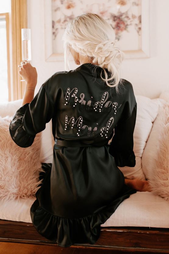 svart NanaMacs hun endrer etternavnet 