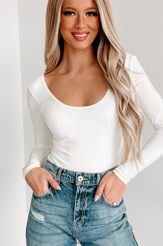 hvit NanaMacs macie original bodysuit med v-hals 402NJ0327