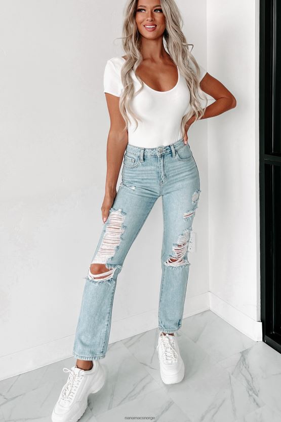 hvit NanaMacs meera original bodysuit med kort ermet v-hals 402NJ0321