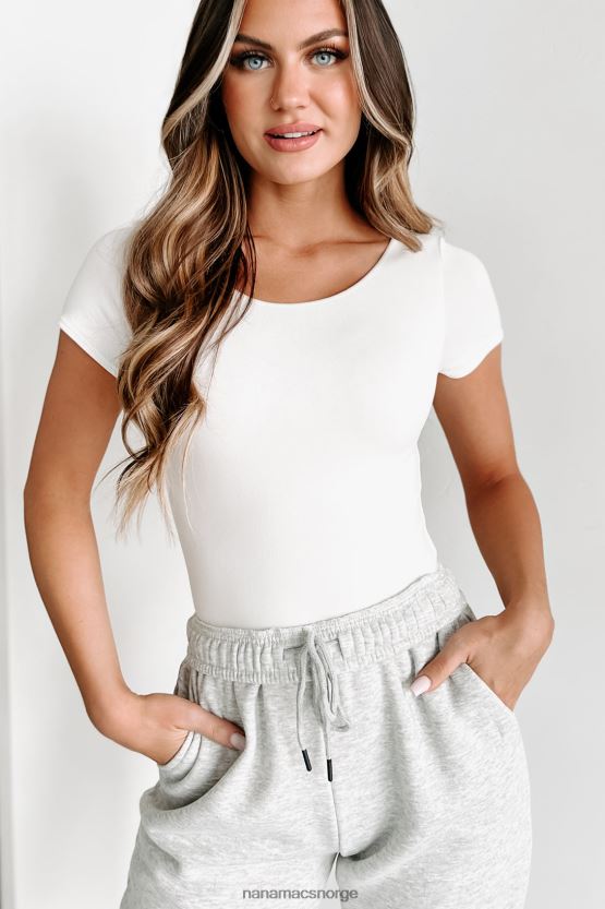 krem NanaMacs chancy original bodysuit med kort ermet scoop back 402NJ0284