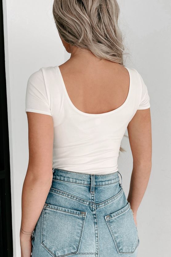 krem NanaMacs chancy original bodysuit med kort ermet scoop back 402NJ0284