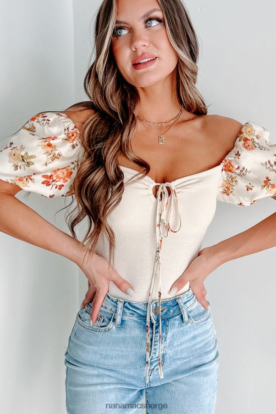 krem NanaMacs finne serenity floral puff sleeve bodysuit 402NJ0407