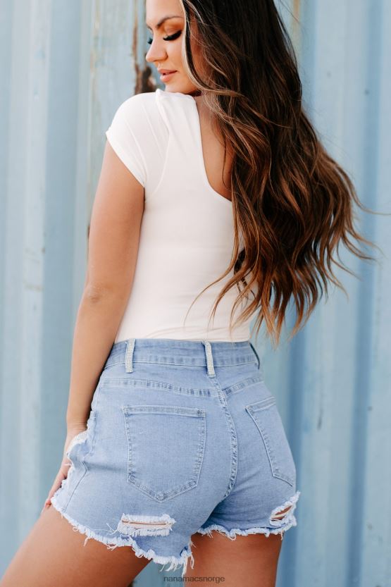 krem NanaMacs little miss liberty kortermet grafisk body med firkantet hals 402NJ0802