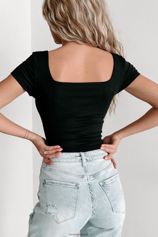 svart NanaMacs marika original bodysuit med korte ermer med firkantet hals 402NJ0315
