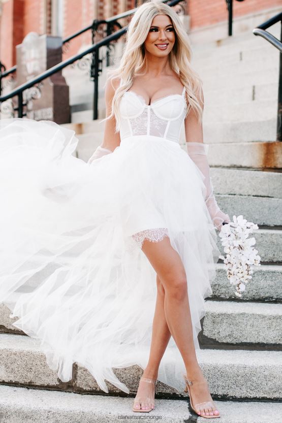 hvit NanaMacs engleaktig følelse lagdelt korsett maxi kjole 402NJ02359