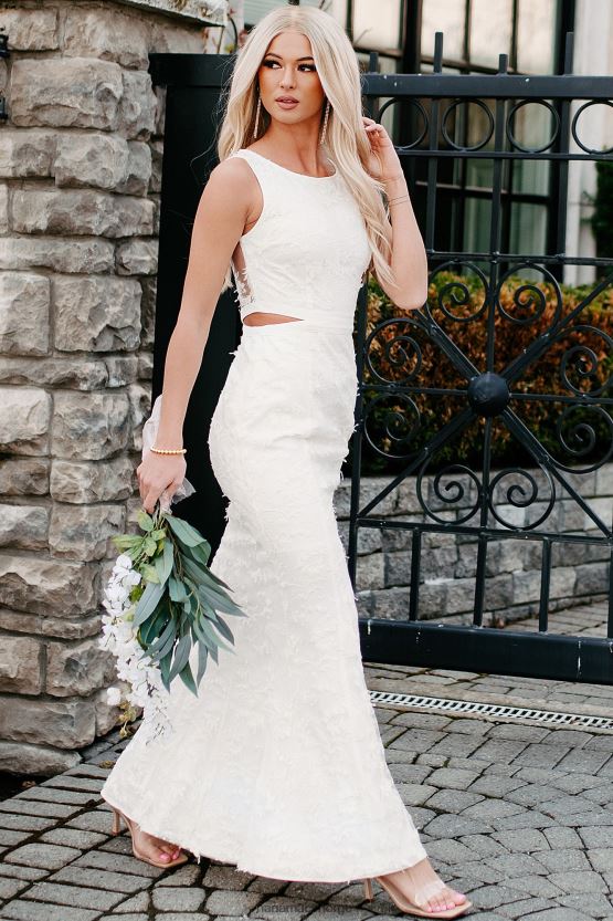 hvit NanaMacs ser spektakulær blonde maxi kjole ut 402NJ02358