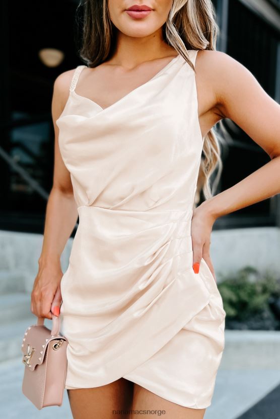 ecru NanaMacs free agent asymmetrisk hals drapere mini kjole 402NJ02151