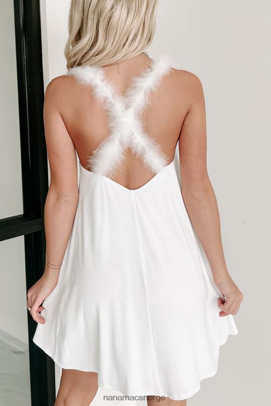 hvit NanaMacs åh så himmelsk minikjole med fjærrem 402NJ01950