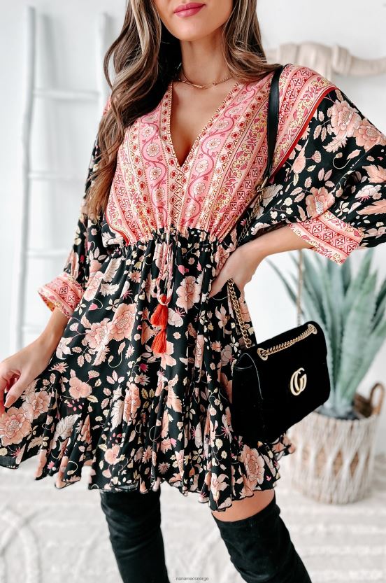 svart/rosa NanaMacs joyful soul minikjole med volangkant med blandet trykk 402NJ02208