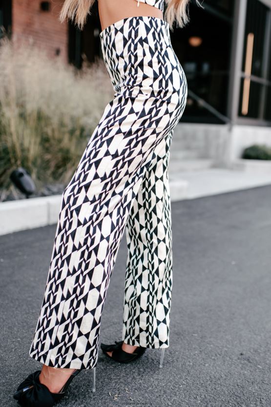 elfenben/svart NanaMacs du vet du vil ha det geometrisk todelt buksesett 402NJ01613