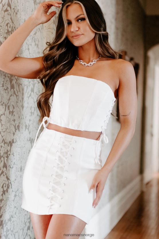 hvit NanaMacs for de liker todelt skjørtsett 402NJ01211