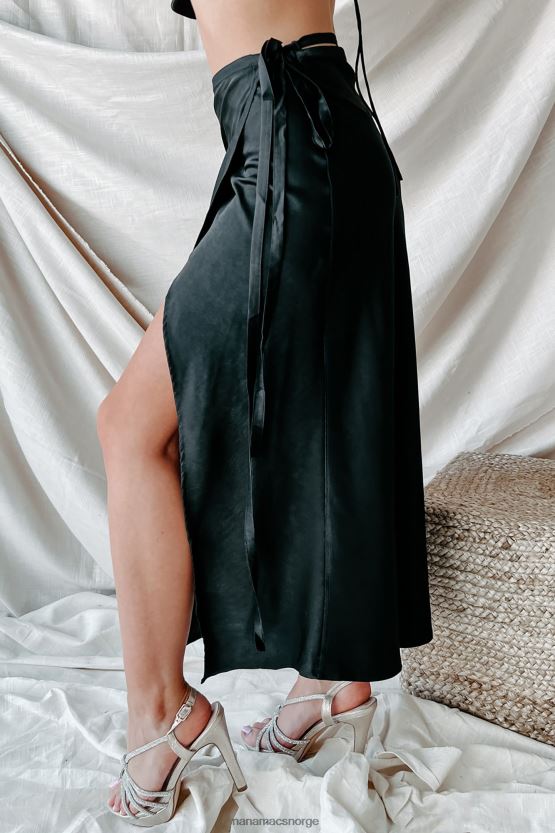 svart NanaMacs på en tilstand todelt satengskjørtsett 402NJ01636