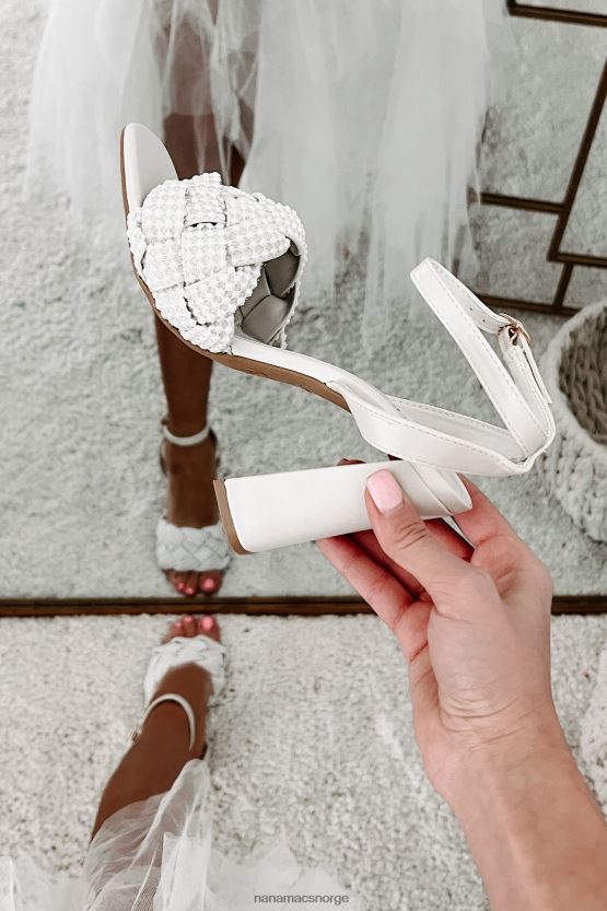 elfenbein NanaMacs sikte høyere beaded stropp sandaler 402NJ03939