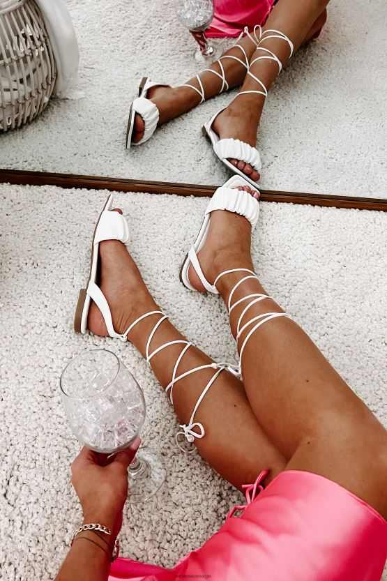 hvit NanaMacs brenda rynkete ankelsandaler 402NJ04035