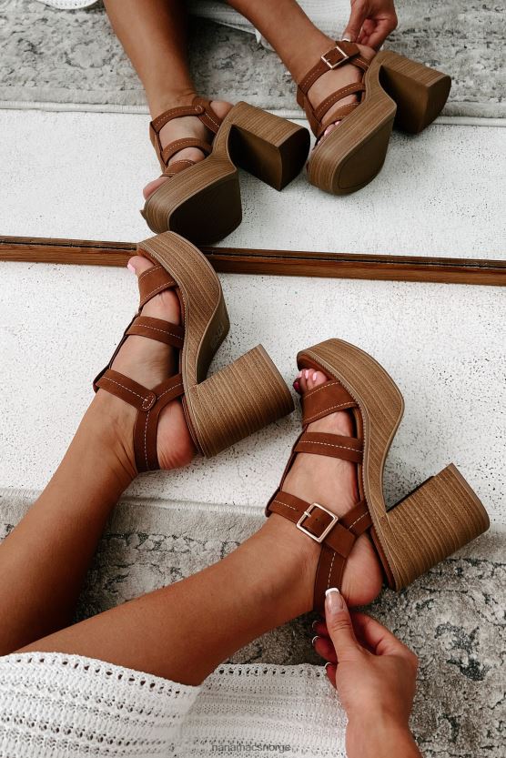 konjakk NanaMacs tegn på sommerplattformsandaler 402NJ03930