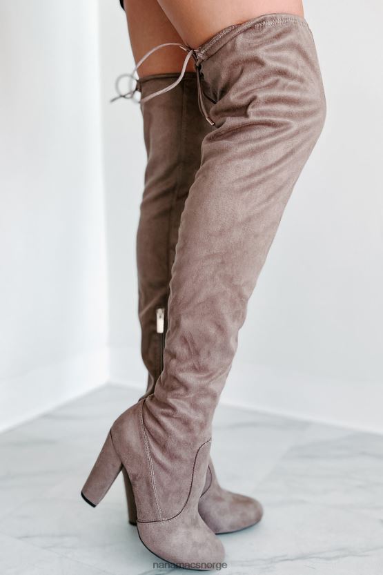 taupe NanaMacs spankulerende inn i natt imitert semsket låret høye støvler 402NJ03868