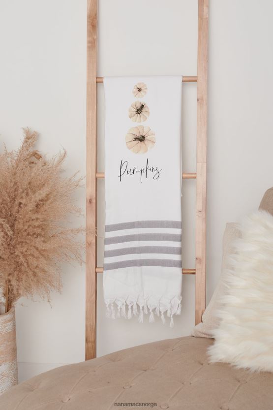 hvit stripete NanaMacs gresskar stablet grafisk kasteteppe 402NJ04554