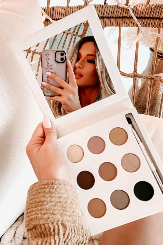 mote NanaMacs x jaclyn taylor cosmetics øyenskyggepalett 402NJ04541