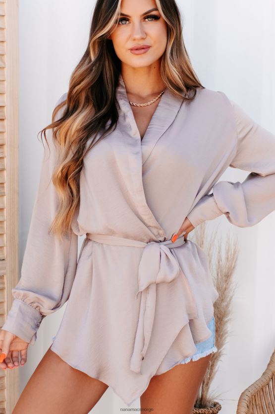 taupe NanaMacs øyeblikk av suksess sateng wrap topp 402NJ01709