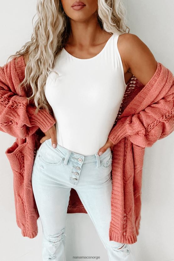 rosa NanaMacs omfavn den chill-kabelstrikkede cardiganen 402NJ03728