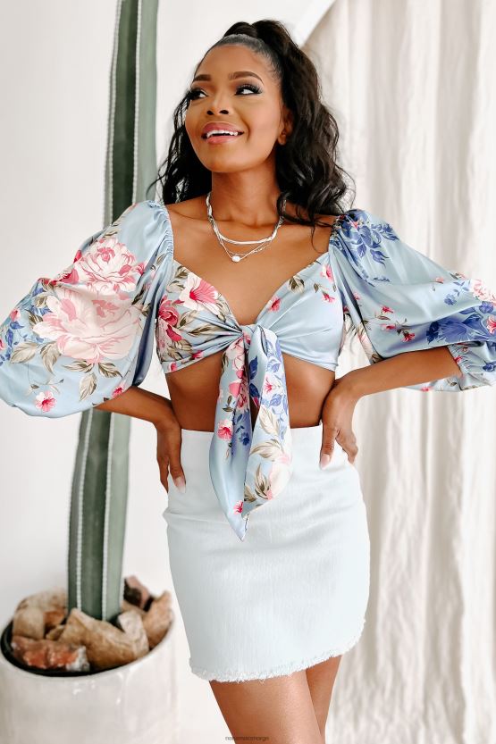 lyse blå NanaMacs bedøve bare sateng floral tie-front crop topp 402NJ01453