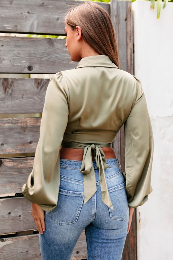 oliven NanaMacs elowen silke knapp ned krage crop topp 402NJ01508