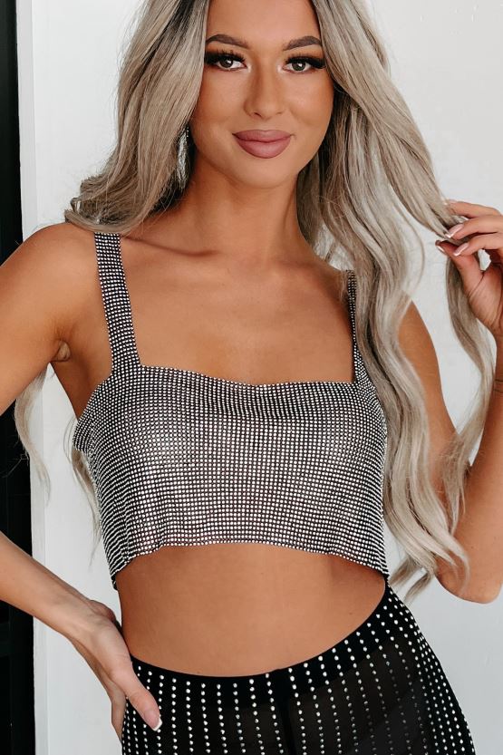 svart NanaMacs total stunner åpen rygg rhinestone kjede crop top 402NJ0121