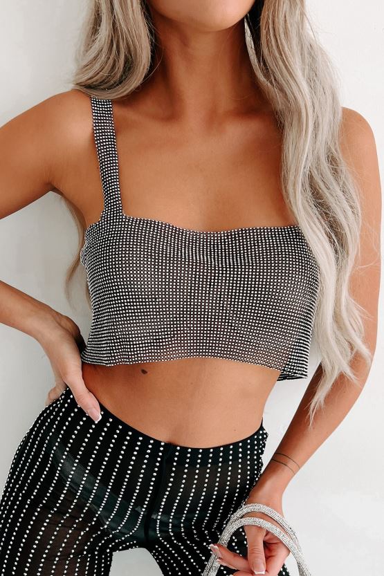 svart NanaMacs total stunner åpen rygg rhinestone kjede crop top 402NJ0121