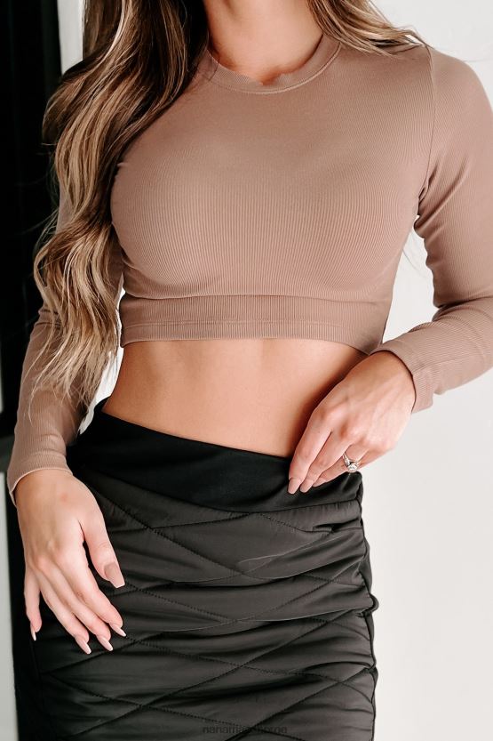 tan NanaMacs rett ved siden av deg langermet ribbet crop topp 402NJ0706