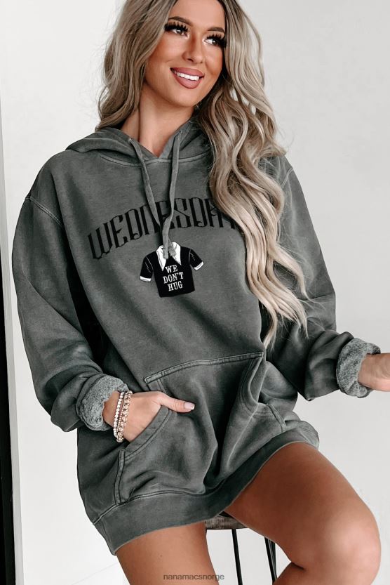 svart NanaMacs vi klemmer ikke vintage wash grafisk hettegenser 402NJ03597