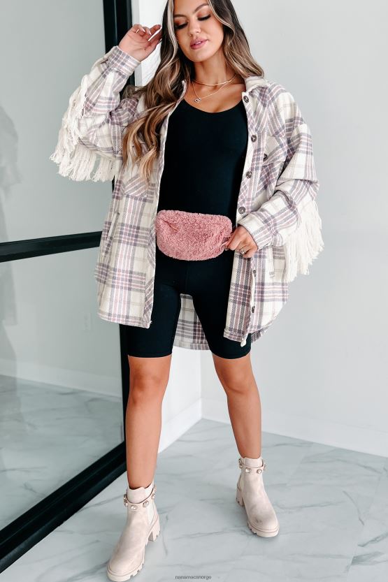 lavendel NanaMacs stikk innom rutete frynsehytte 402NJ03652