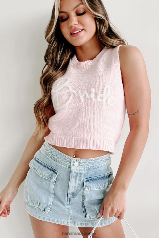 rosa NanaMacs snart er mrs. 