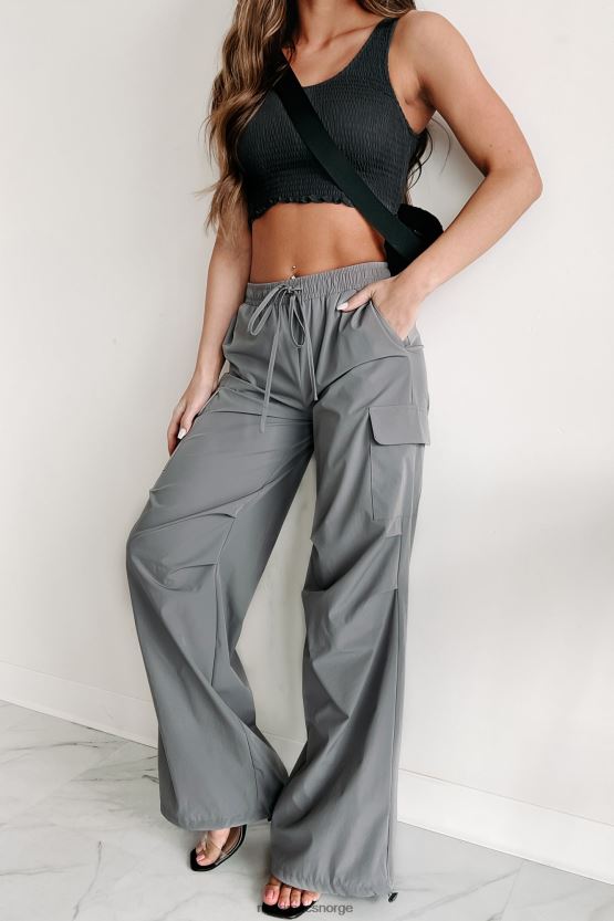 svart NanaMacs glede på reisen smocked crop tank 402NJ0605