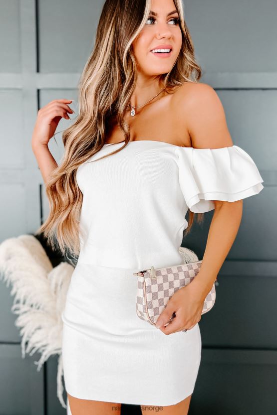 hvit NanaMacs sonya strikket topp med volangermer 402NJ0945